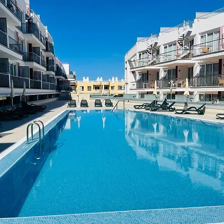 One Bedroom Playa La Arena Apartment *