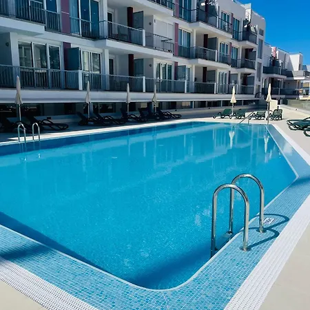 One Bedroom Playa La Arena *